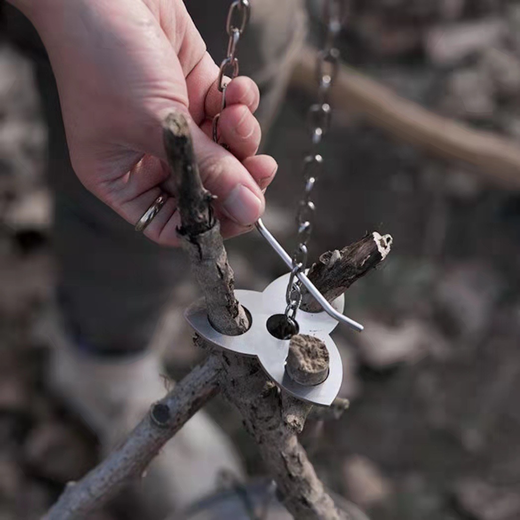 Stainless Steel Camping Tripod - Outdoor Camping Kitchen Table recension och pris
